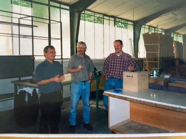 Shareholder in 2001 shortly after the foundation at the 1st location.